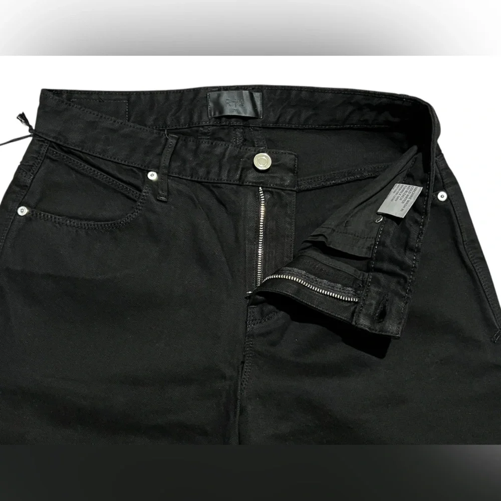 RtA Jami boyfriend fit baggy women’s shorts black denim size‎ 26 made in USA